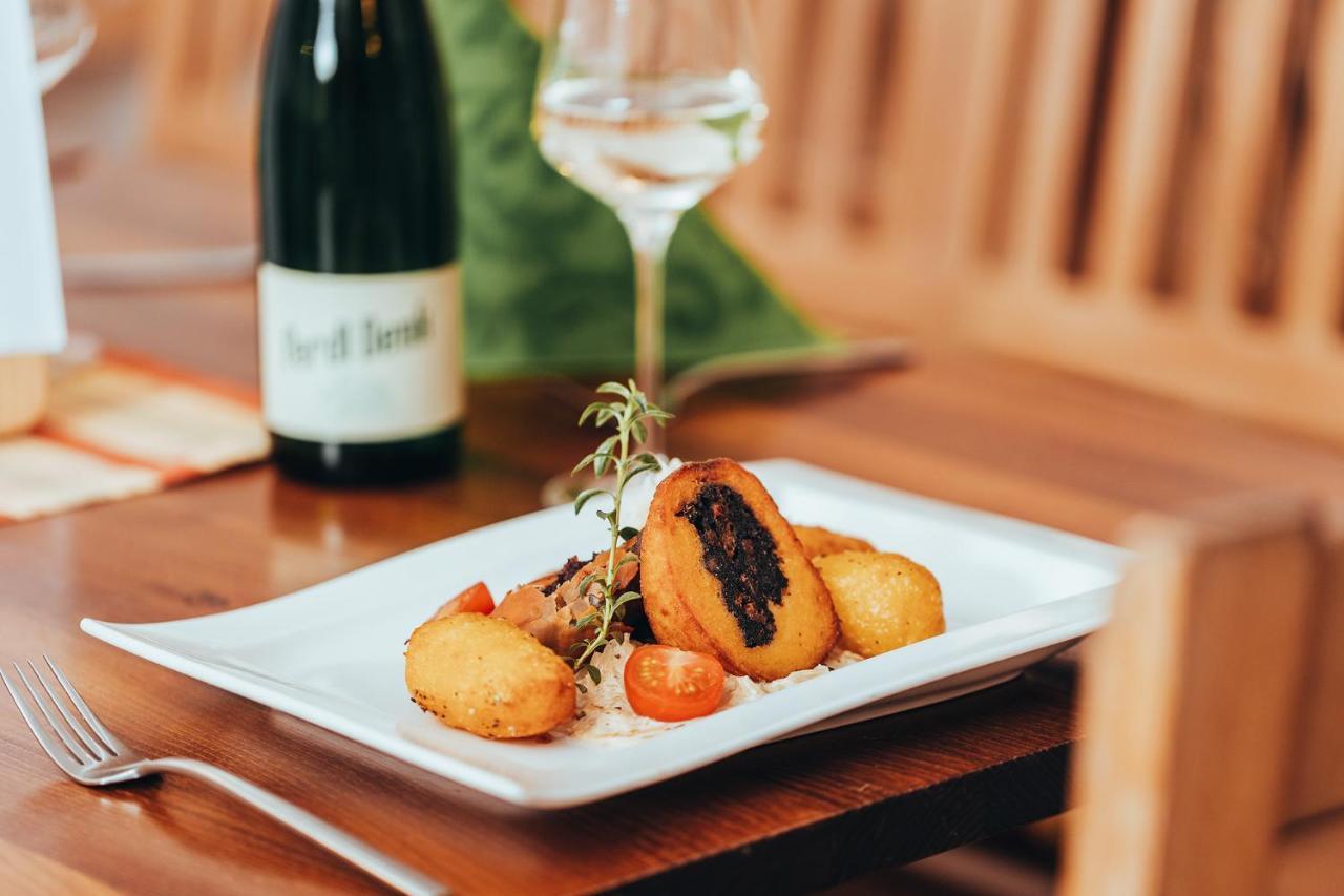 Weingut Ferdl Denk Hotel Weissenkirchen in der Wachau Luaran gambar